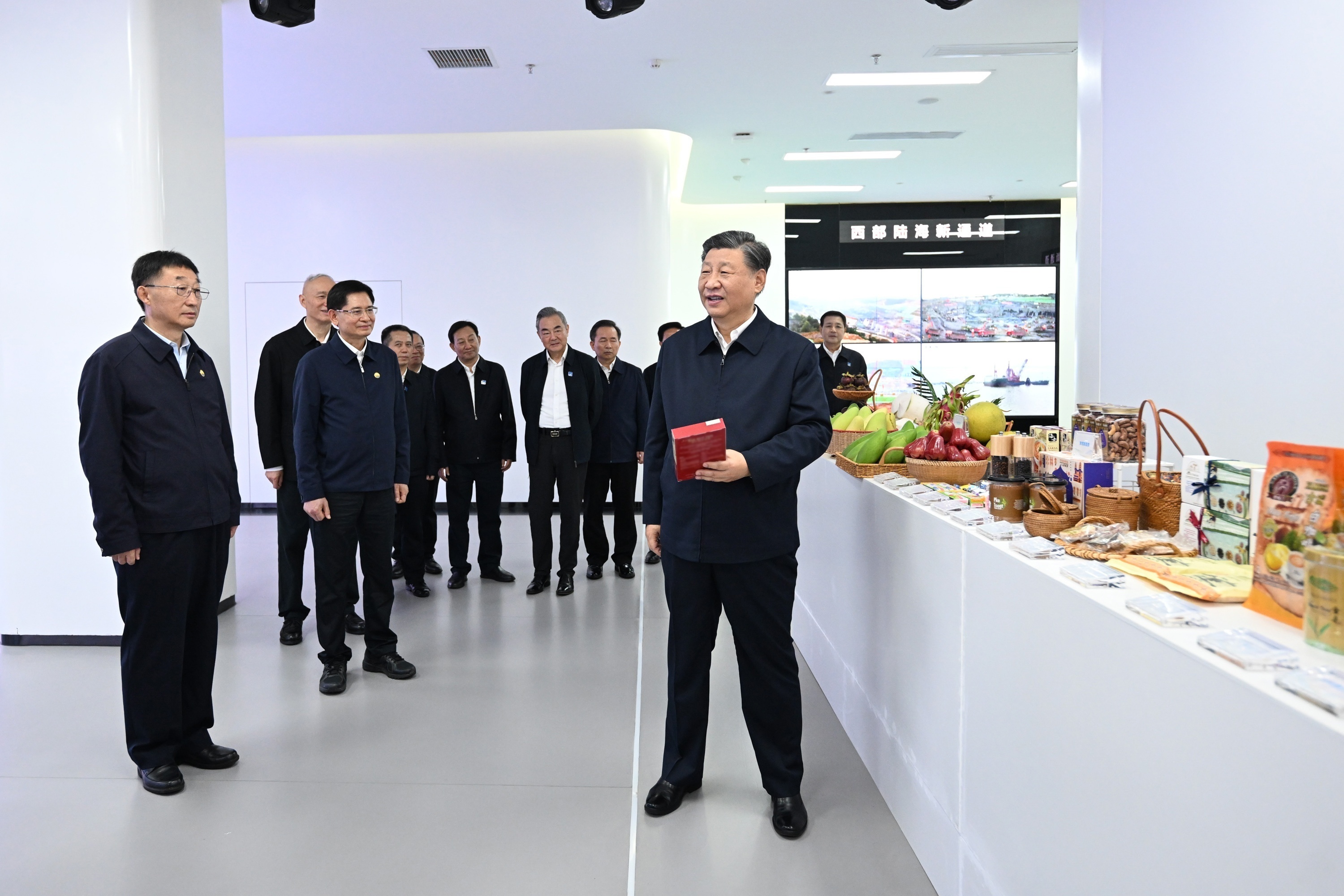 一见·中央经济工作会议后首次国内考察，总书记这样强调“高质量发展”(图1)