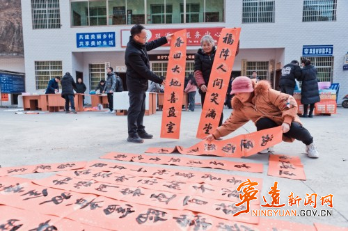 宁远县文学艺术界联合会深入瑶乡开展调研采风、写生创作活动3_副本500.jpg