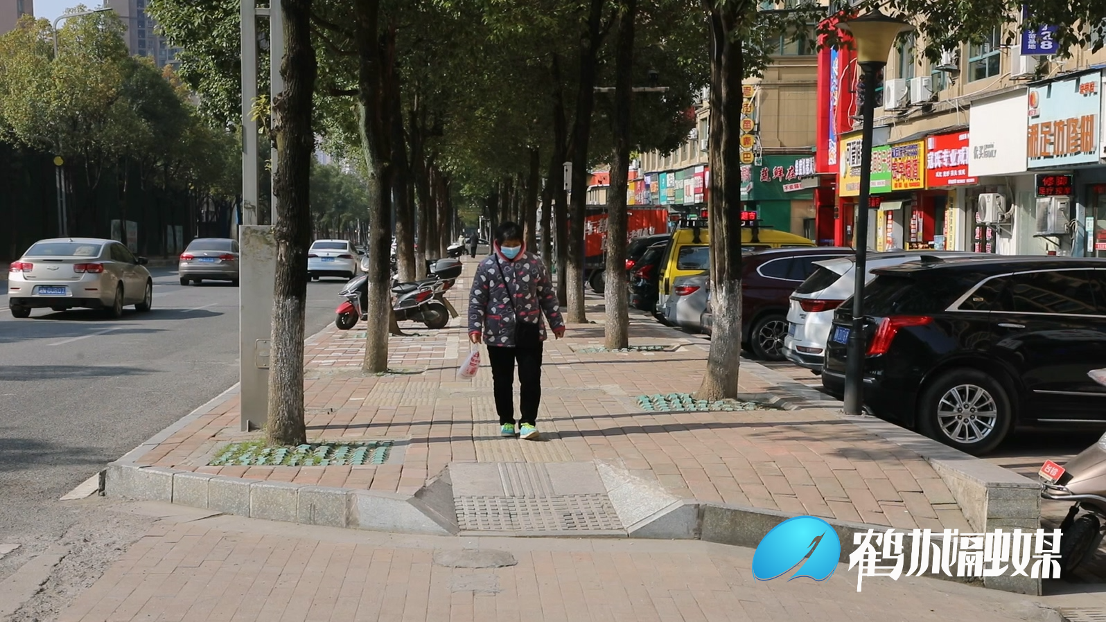 怀化城区新建500多处无障碍坡道.mp4_20231226_162613.756.jpg