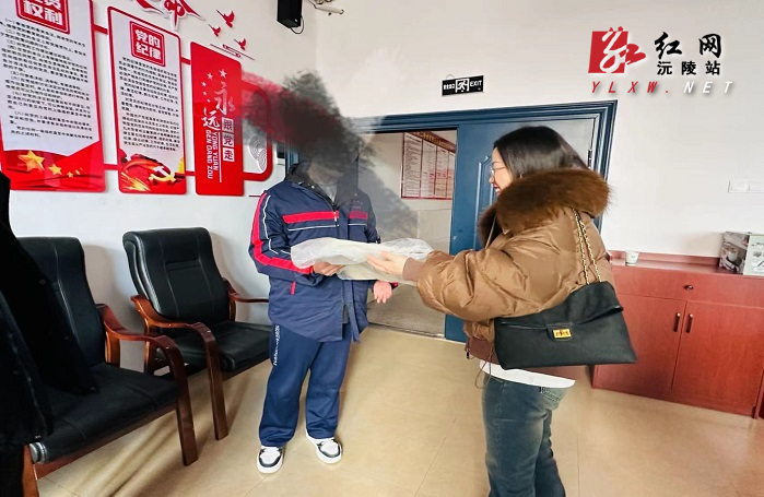 85748a40228bdf07ae10a0ab6aa390a.jpg