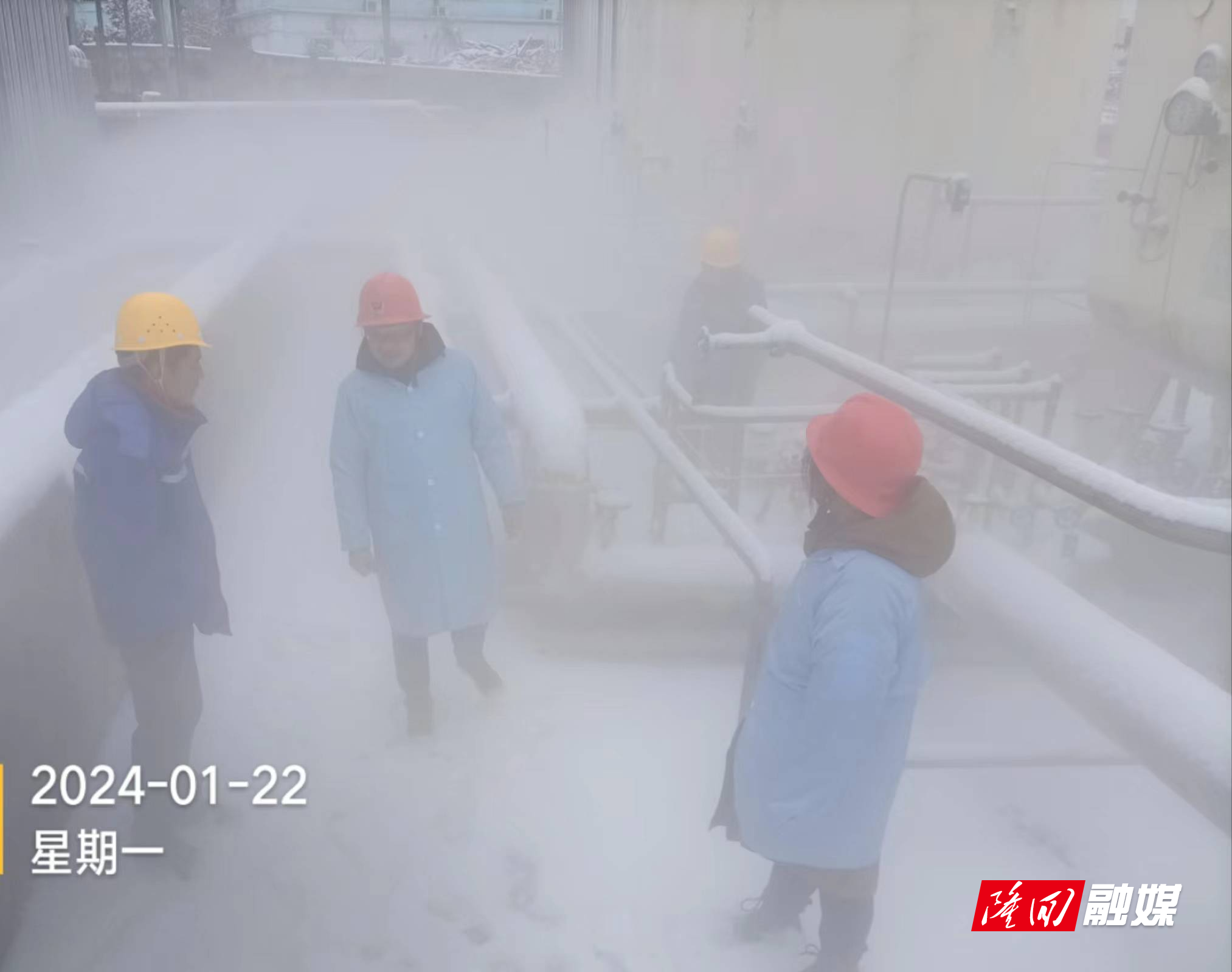 隆回县住建局积极应对低温雨雪冰冻天气防范工作(图3)