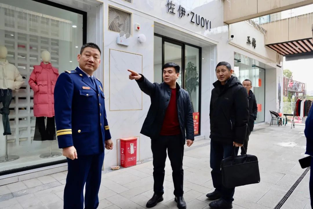 唐旭峰督导消防安全工作(图1)