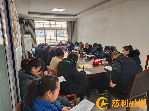 f32a0e81f18ae6773e848ee17600f1d.jpg f32a0e81f18ae6773e848ee17600f1d.jpg