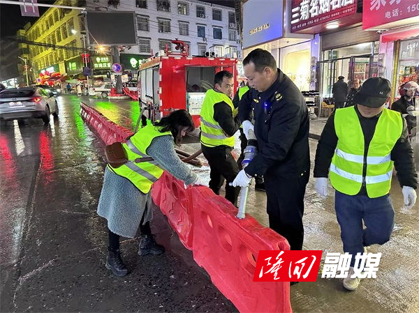 隆回县高平镇全力保障春运交通安全(图1)