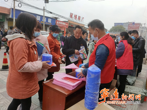 宁远乡镇以“四抓”举措扎实推进全国第五次经济普查工作_副本500.jpg