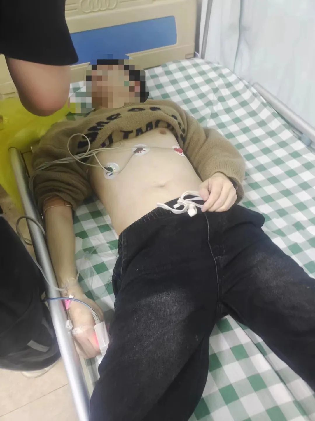 武冈籍军人抢救醉酒路人 回老家后收到来自广东的感谢信(图2)