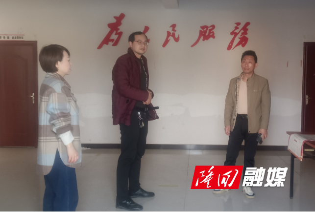 北山镇纪委开展节后作风督查(图1)