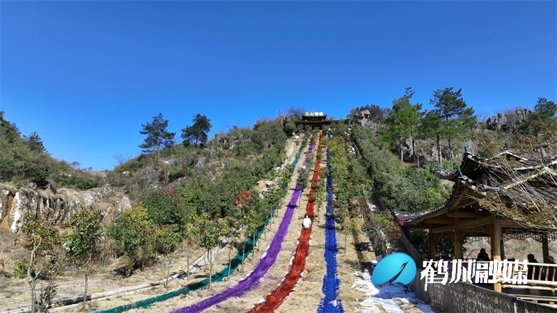 怀化鹤城区：特色乡村体验游人气火爆+++迎来八方游客闹新春（航拍+高清）.mp4_20240219_153909.938.jpg