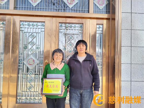 cf7bcb5a7cdaf5e9ce931fc9065a9fa.jpg
