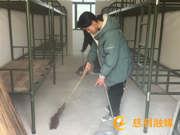 学雷锋12.png 学雷锋12.png