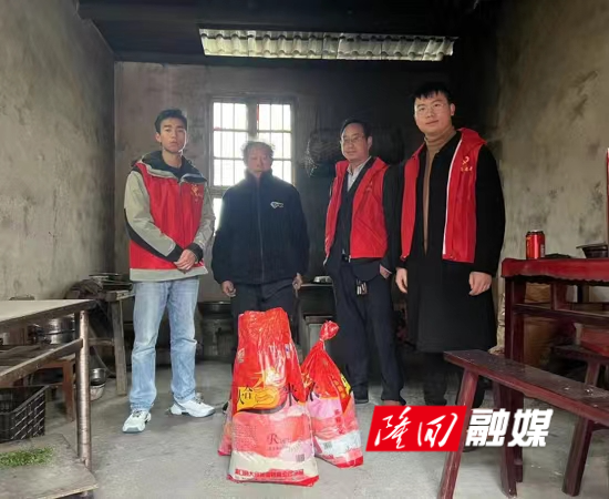 大水田乡开展“学雷锋·文明实践我行动”志愿服务活动(图1)