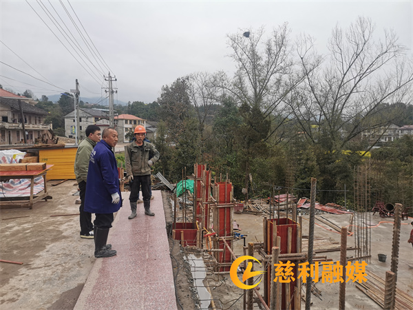 fa634cdfba0b9496a0ed444b695aeba (2).jpg fa634cdfba0b9496a0ed444b695aeba (2).jpg