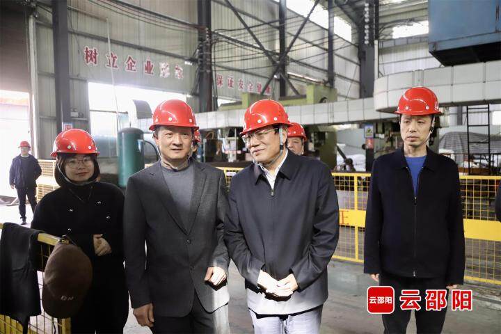 链长在一线 | 华学健到邵东市调研“4×500”特色轻工智能制造产业(图3)