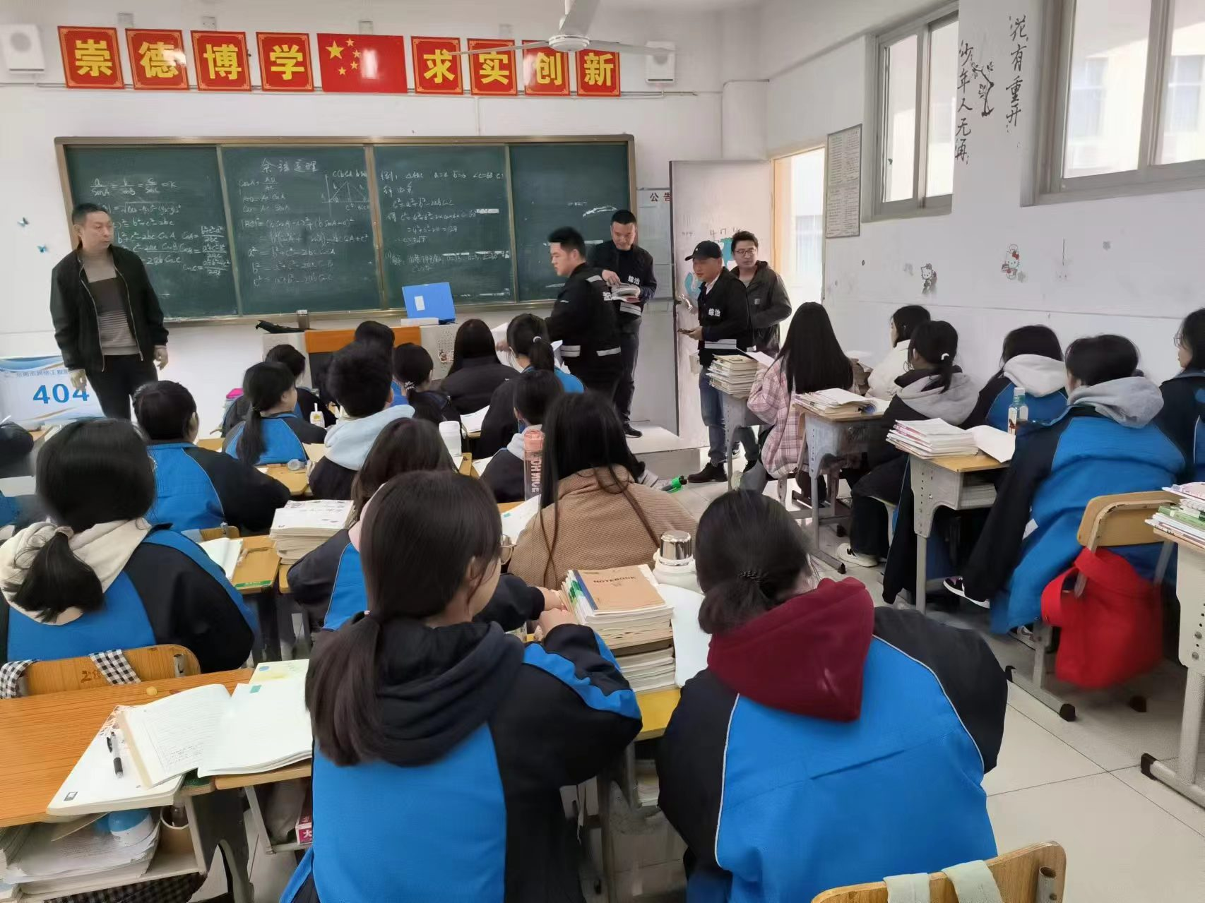 图片1.png