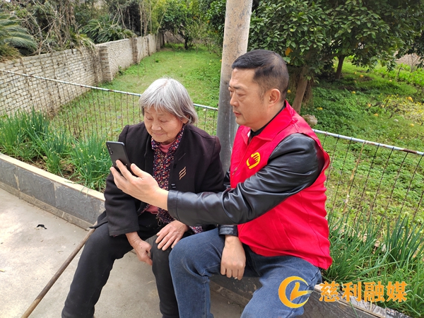 cffc80464a66275e809b6ec974e2f5c_副本.jpg