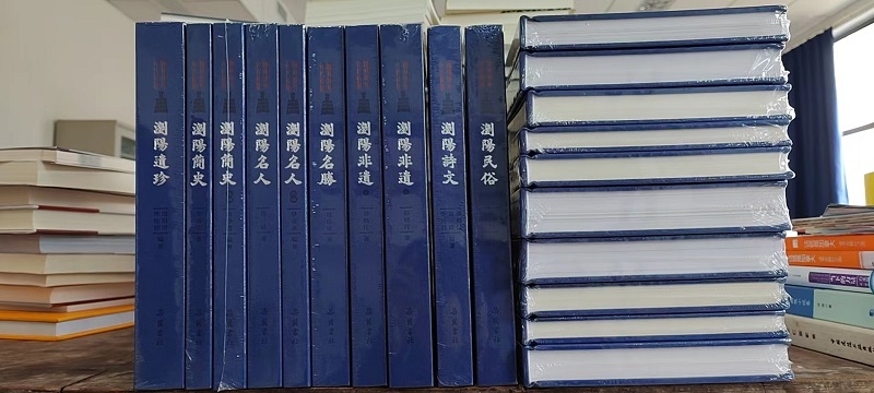 赠书3.jpg