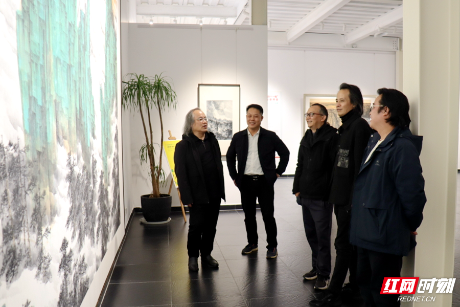 大美天成·张家界——旷小津山水画展在湖南现代美术馆开幕