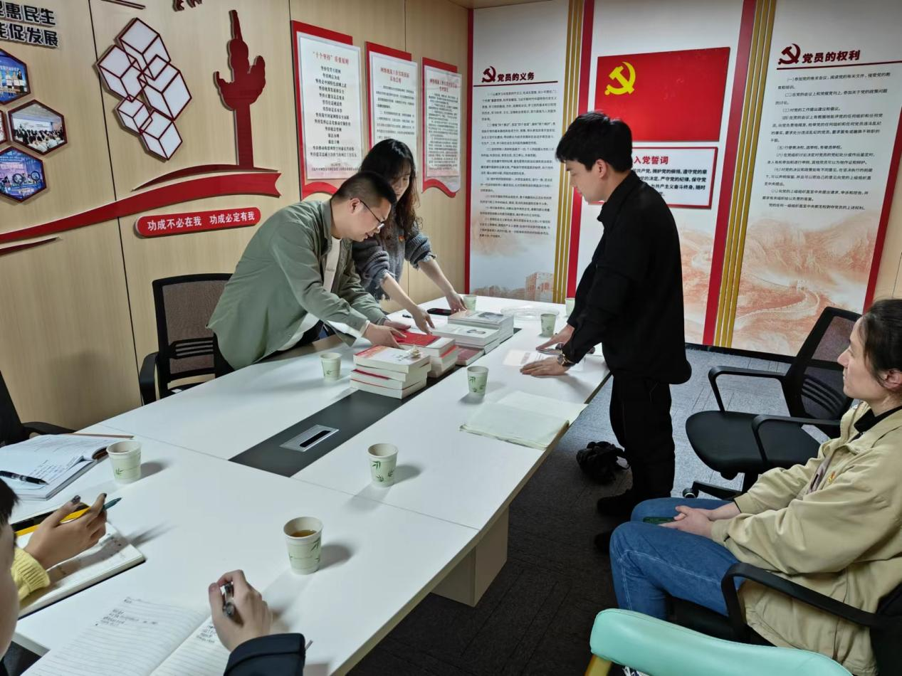 图片2.png 图片2.png