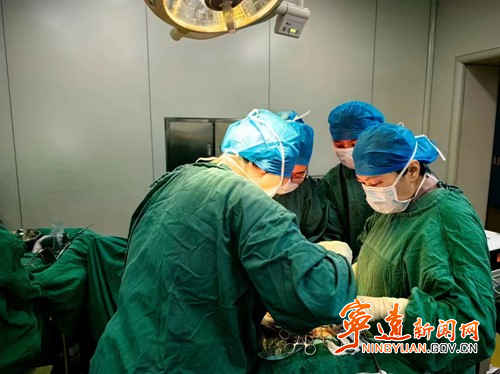 宁远县人民医院:这个杀手很沉默 警惕“妇癌之王”卵巢癌_副本500.jpg 宁远县人民医院:这个杀手很沉默 警惕“妇癌之王”卵巢癌_副本500.jpg