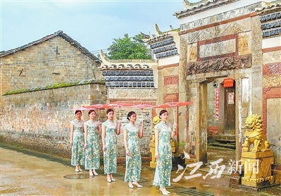 ▲白马寨村举行文化展示活动。