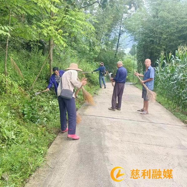 甘溪坪养路护路 (7).jpg 甘溪坪养路护路 (7).jpg
