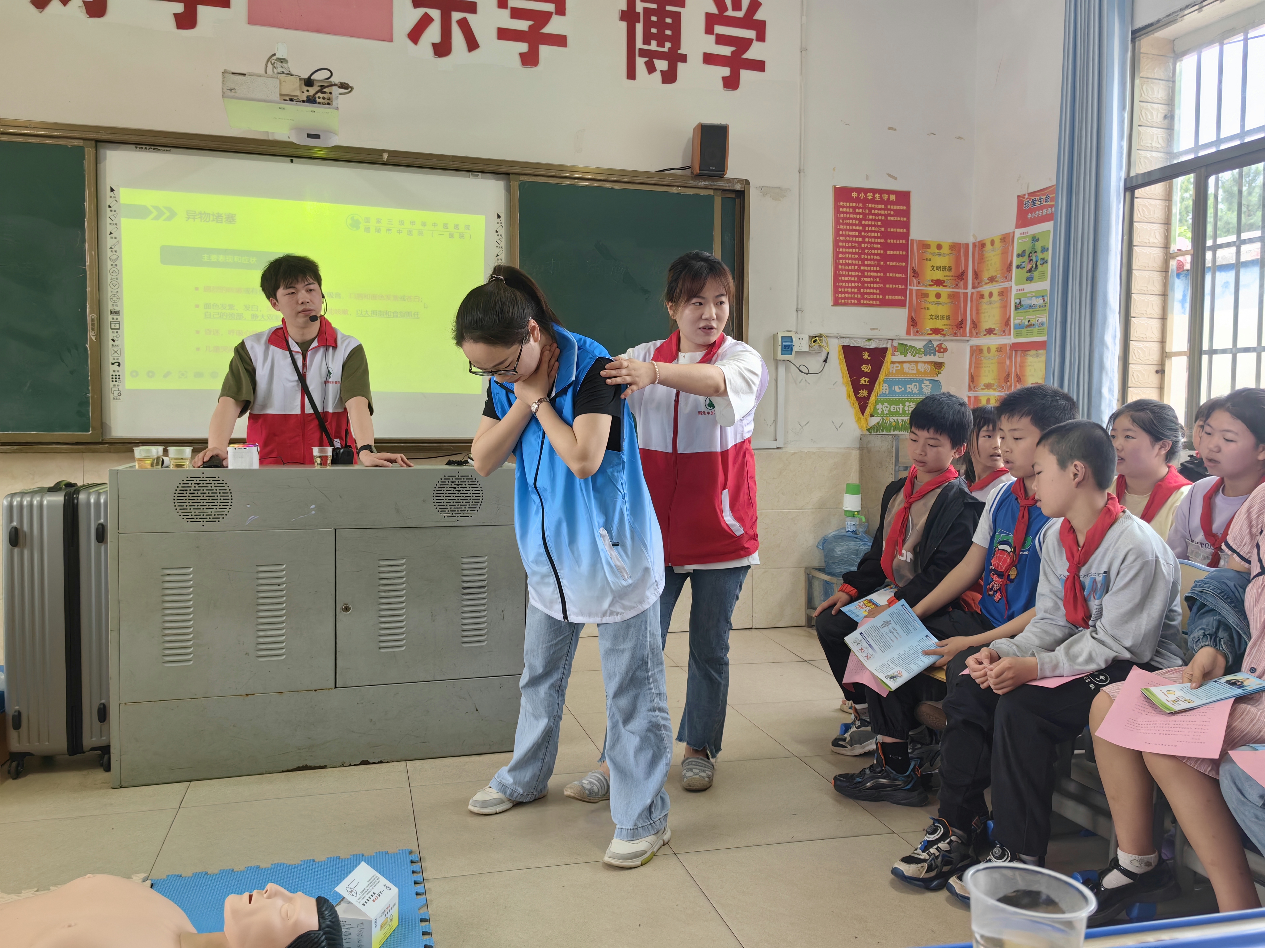 图片2.jpg 图片2.jpg