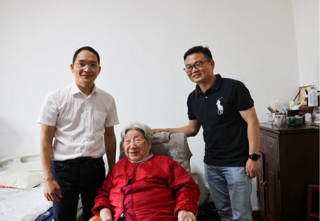 双清区到武汉征集姚喆将军生平事迹及清廉故事(图2)