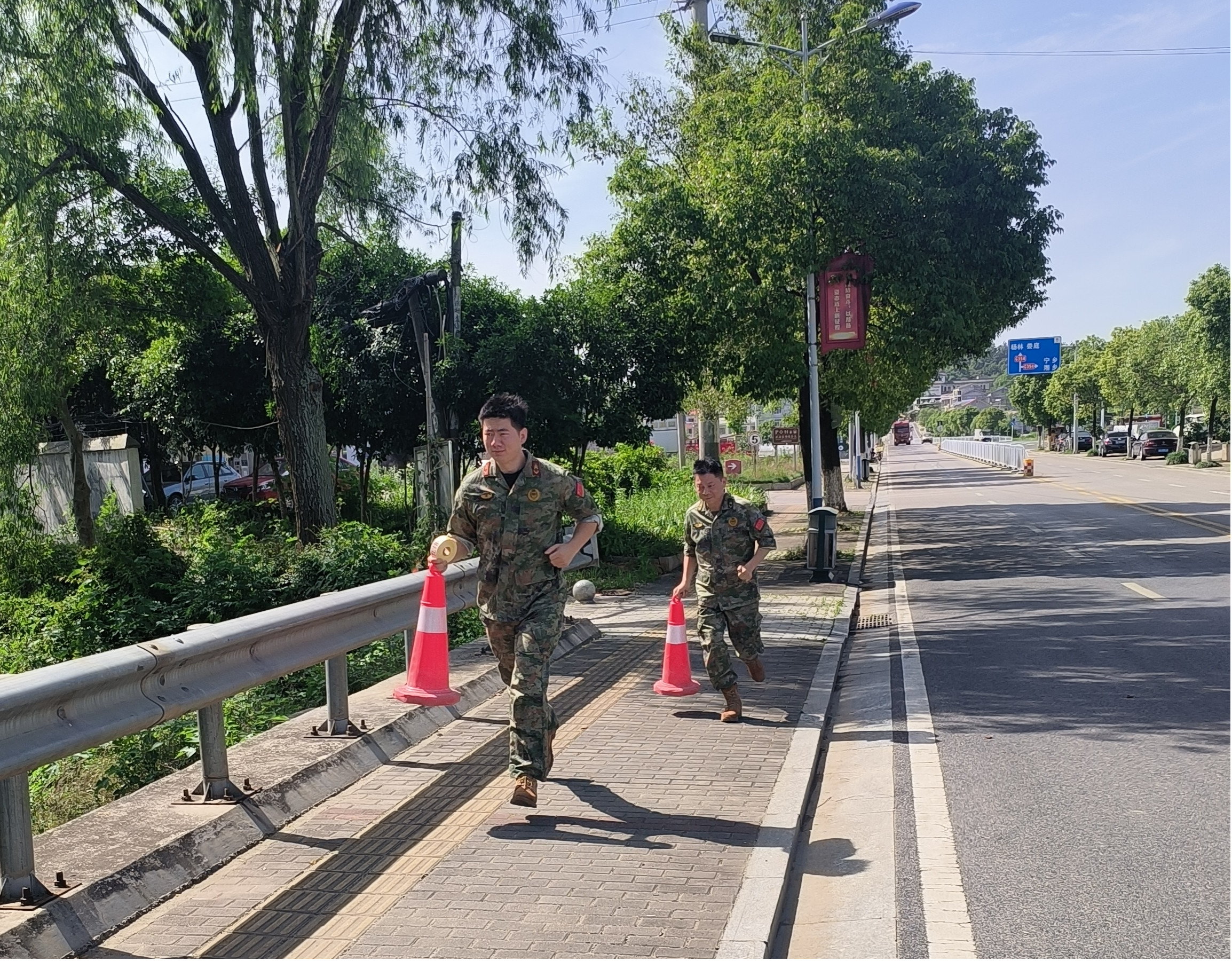 图片2_副本.jpg