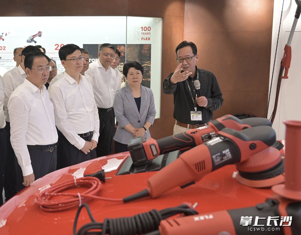 长沙市党政代表团考察南京泉峰科技有限公司。