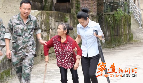 宁远：地质灾害防治知识进瑶乡2_副本500.jpg