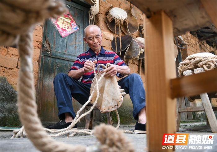 湖南道县：坚守50余载 传承老手艺8_副本.png