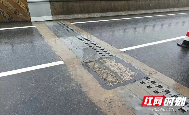 修复后的路面。.jpg 修复后的路面。.jpg