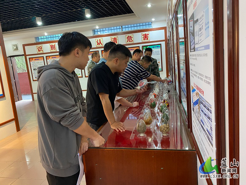 汇源瑶族乡：参观禁毒教育基地 敲响禁毒警钟.jpg