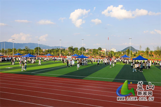 fb5a4184aeaa2ada6fee415a1b3034cd.jpg