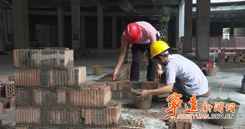 宁远县综合农贸市场项目迈入新阶段2_副本500.jpg
