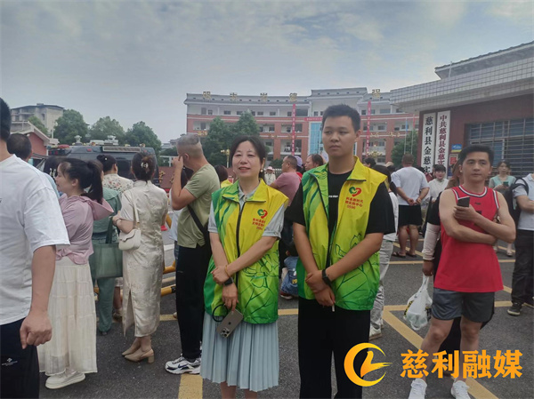 2ff610d9559cbcde685638153c0d019.jpg