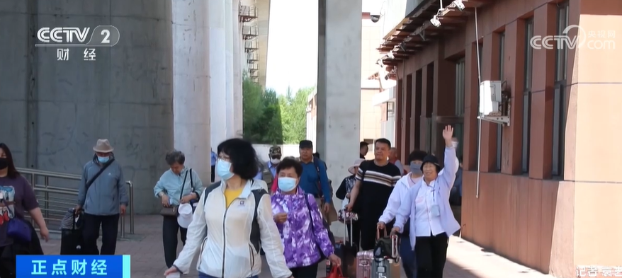 端午假期多地铁路部门开行旅游专列 助力假日旅游经济发展