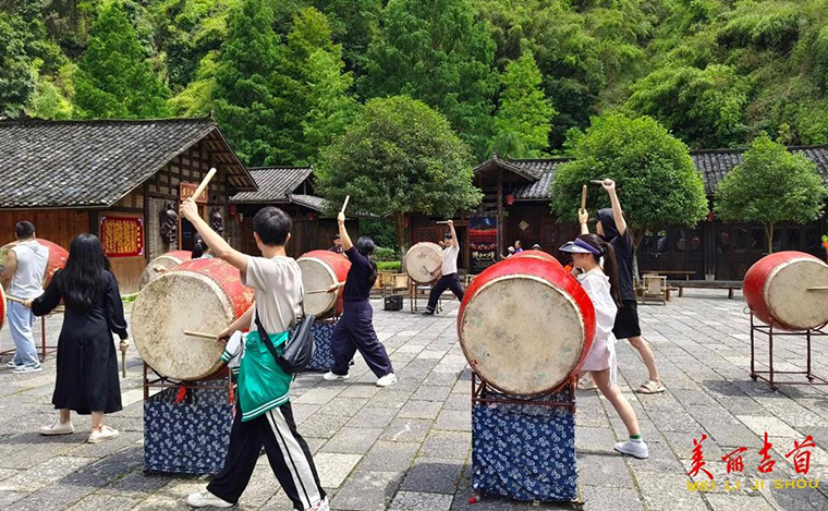 传承“非遗”文化之魂 铸牢民族团结之基5.jpg
