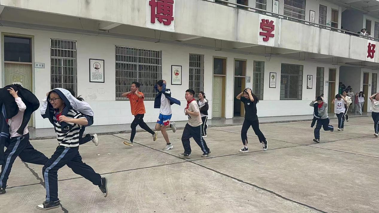 图片10.jpg