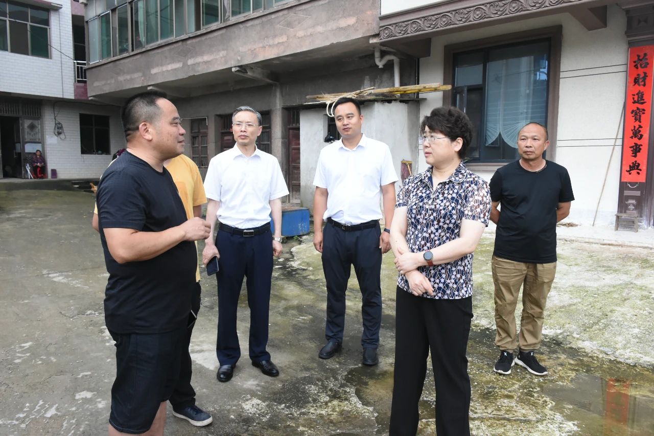 周迎春在北塔区暗访督导防汛备汛工作时强调：落实落细各项防范措施 全力确保安全平稳度汛(图1)