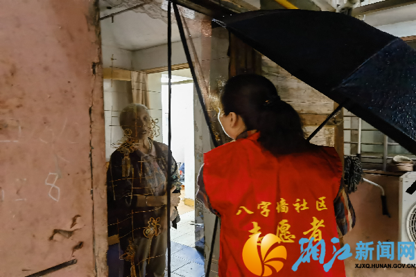 上门进行安全宣传.png