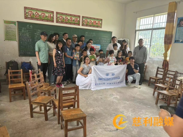 百华1.jpg