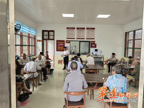 宁远：幸福“小食堂”  映照乡村“大民生”_副本500.jpg