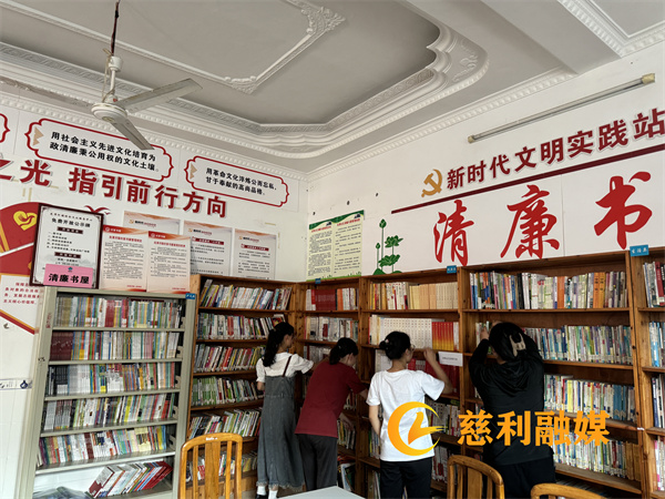 阅读111.jpg