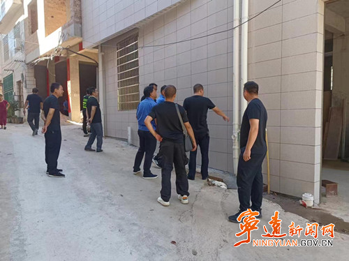 宁远：“民呼我为”办实事  柔性执法促和谐_副本500.jpg
