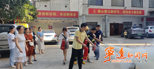 宁远县消防救援大队走进企业开展消防安全培训演练活动_副本500.jpg