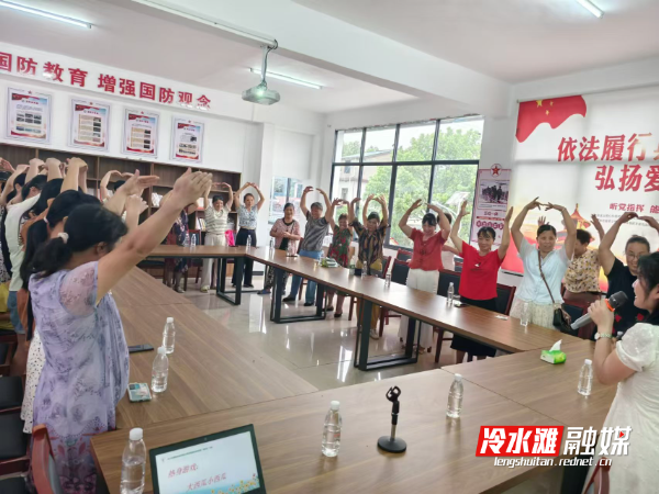 讲座现场1.jpg
