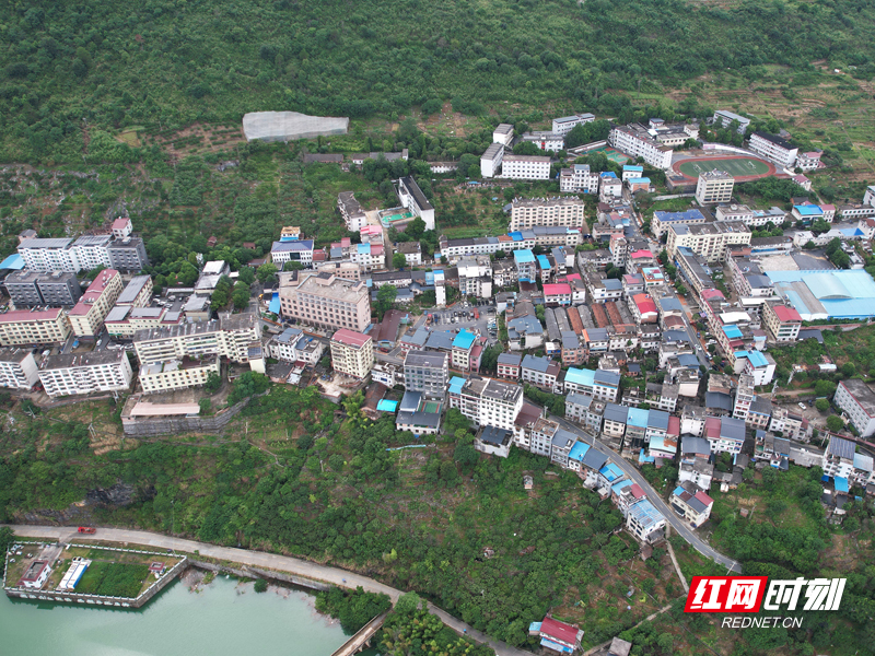 1暴雨过后清江镇区全景.jpg