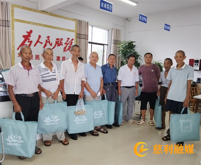 cde8b2e5066a3710bcaf371417c18b7.jpg