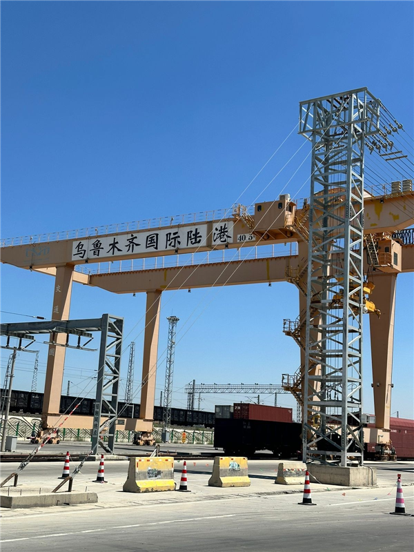 乌鲁木齐国际陆港。 费萨尔・萨阿迪摄